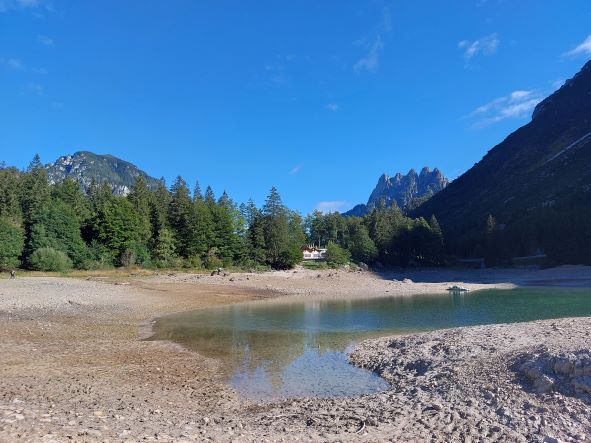 Vysychající Lago di Predil, Itálie